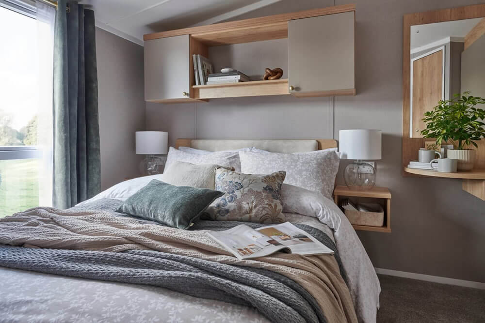 provence_bay_bedroom